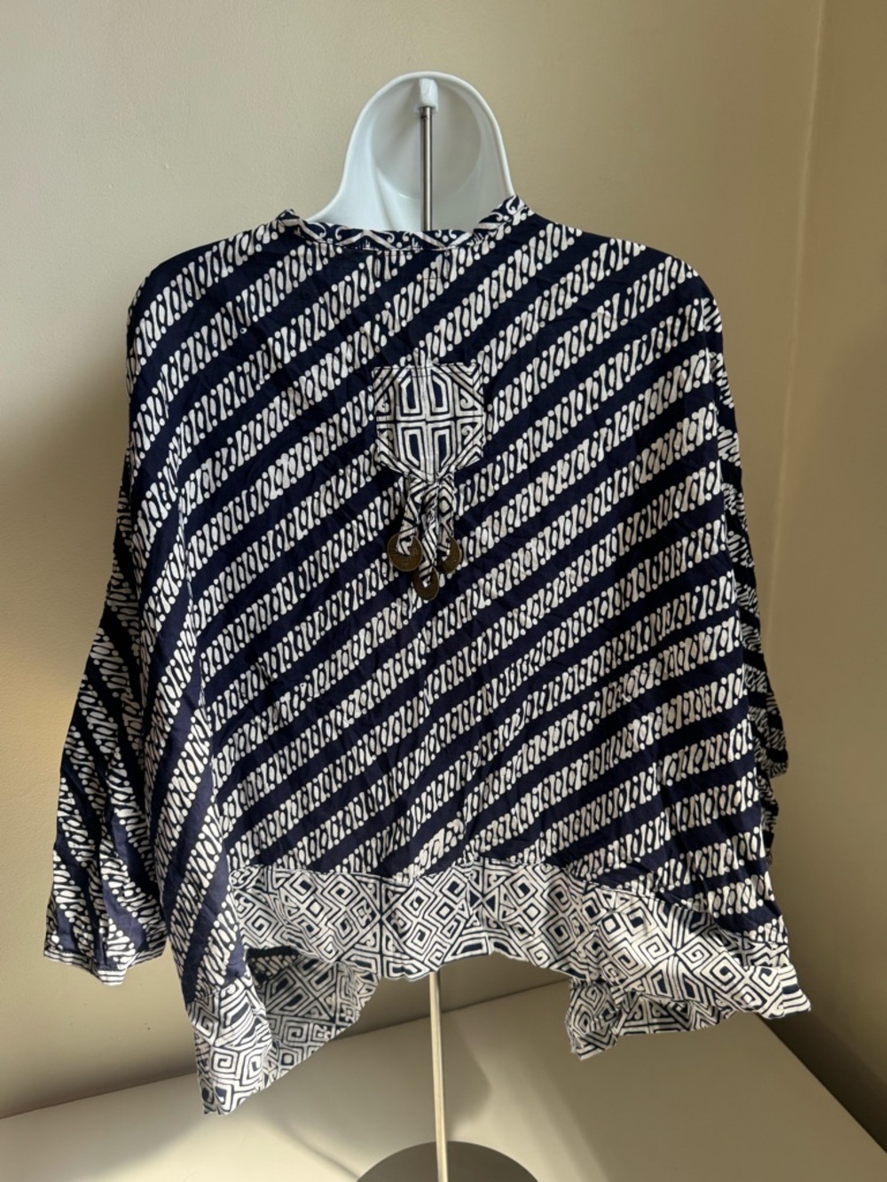 d’keys Navy & White Patterned Button-Pincho Top - Picture 4 of 6